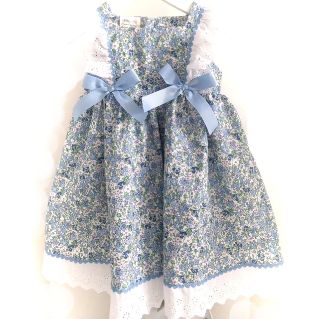 仕立屋コラボ ツインリボンワンピース 花柄 リバティ風 Heart Spring スモッキングワンピースと可愛い子供服