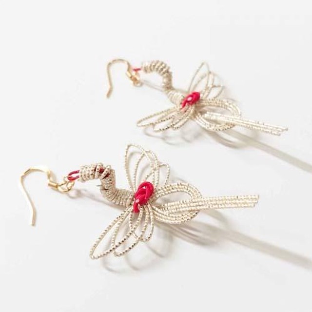 水引ピアス鶴 Tree Of Heart