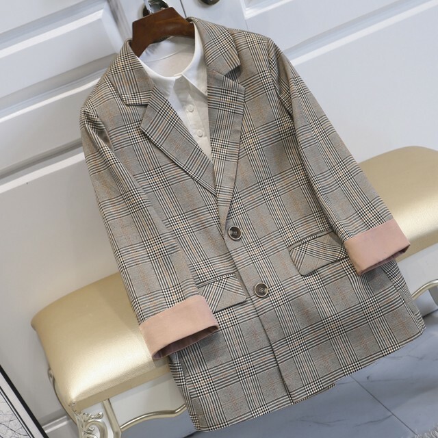 グレンチェック ジャケット テーラード ピンクベージュ 千鳥格子 ダブル ダブルブレスト 長め丈 とろみ マニッシュ メンズライク スモーキー スモーキートーン くすみ ちょいくすみ くすみカラー 秋カラー 秋フレーバー チェック レトロ Seriep