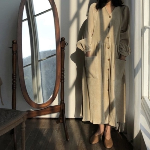 オーバーフロントボタンワンピース 韓国ファッション オルチャン Slow Mood 韓国ファッションセレクトショップ オーバーフロントボタンワンピース 韓国ファッション オルチャン Slow Mood 韓国ファッションセレクトショップ