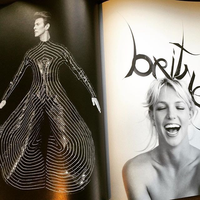 ハーブ リッツ写真集 Herb Ritts Stern Fotografie 古本トロニカ 通販オンラインショップ 美術書 リトルプレス ポスター販売