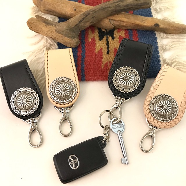 即納 送料無料 レザーキーリング Bigフラワーコンチョ キーリング キーホルダー ネイティブ Rushvalley