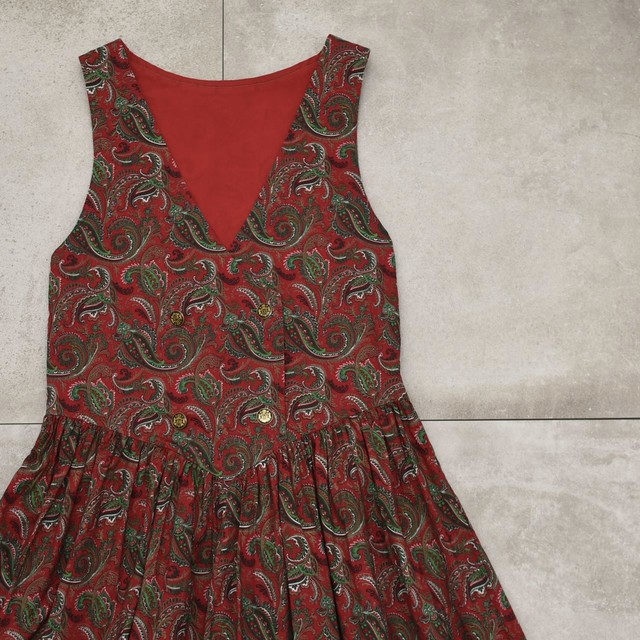 Double breasted paisley sleeveless dress