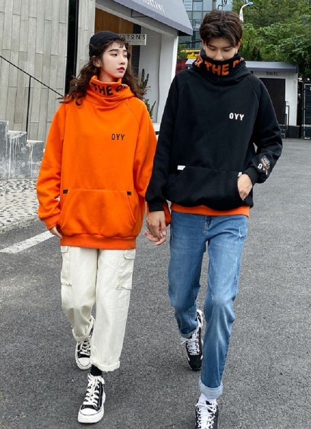 パーカー Oyyビッグフードパーカー ブラックorオレンジ 韓国ファッション パーカー おしゃれ 服 フード付き ペア カップル 服 メンズ レディース ユニセックス お揃い プレゼント ハイネック K Pop 韓流 韓国 Korean ビックシルエット Aio Online Store