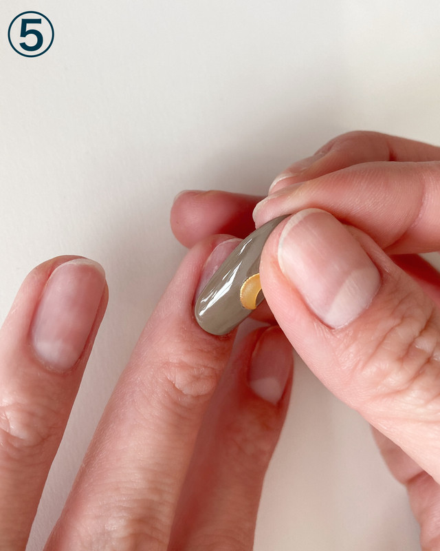 Design Tips ヤスリの使用方法 接着テープ装着方法 ネイルチップの外し方 Moonlit