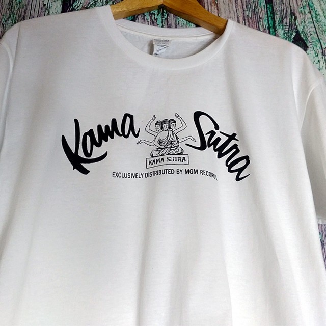 カーマ スートラ レコード Kama Sutra Records 半袖白色 Tシャツ 選べる6サイズ S M L Xl Xxl Xxxl 送料無料 ネコのコネ