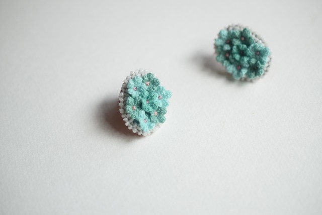 イヤリング Soup エメラルドグリーン Itono Brooch