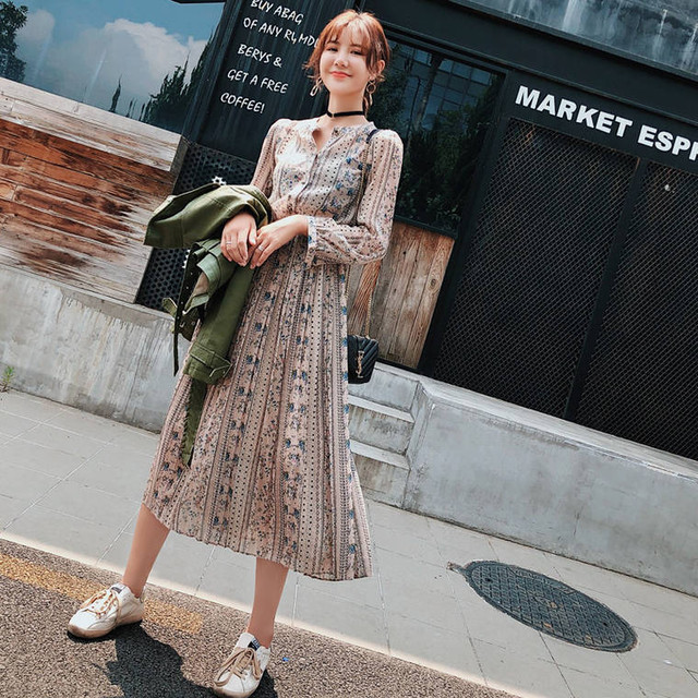 花柄シフォンワンピース スカート コーデ レディース 白 長袖 ヴィンテージ レトロ レトロガール 膝下 大人 可愛い 上品 デート お呼ばれ 1498 Sayurio レディースアパレル ファッション プチプラ アラサー アラフォー