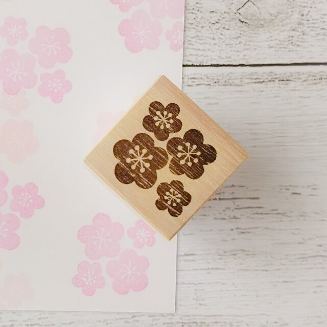 アレンジしやすい 梅の花 消しゴムはんこ 年賀状 手紙 メッセージカード 手帳 Nicosmile