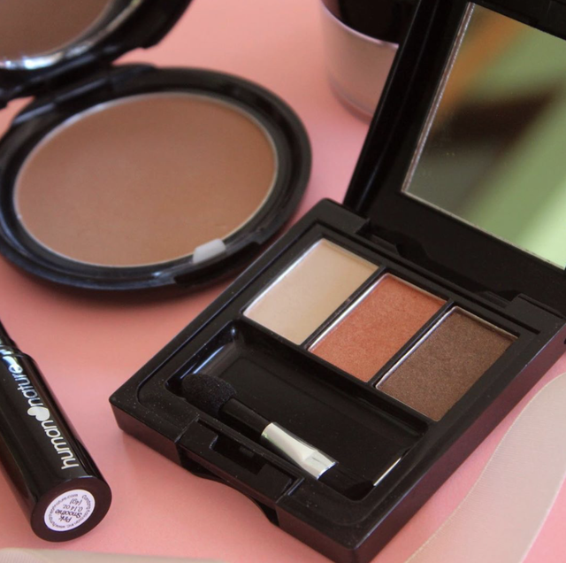 ホホバオイルでしっとり色落ちしないMineral Eyeshadow 3.9g SUNSET BLOOM
