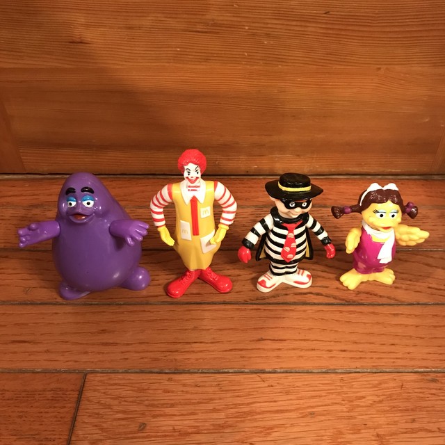 90 S マクドナルドトイ ハッピーセット ドナルド ハンバーグラー グリマス バーディの4個セット 大人気ヴィンテージのミールトイ Honey Antique ヴィンテージ アメリカン雑貨 アンティーク アメトイ インテリア小物 ミールトイのお店