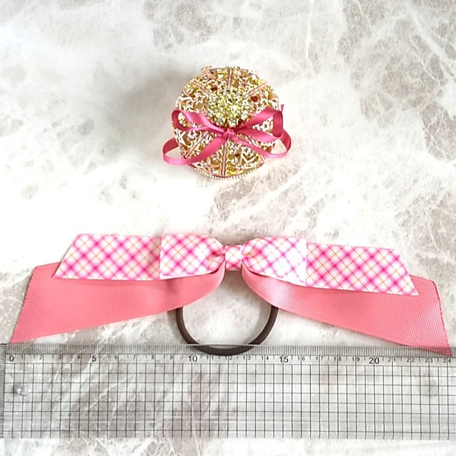 ヘアゴム アイドル風 チェックピンクのロングリボン Ryuryu Bon リュリュボン