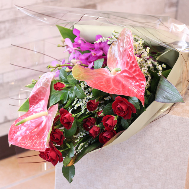 Sg 02b 花束 アンスリウムの花束 はなもオンラインショップ