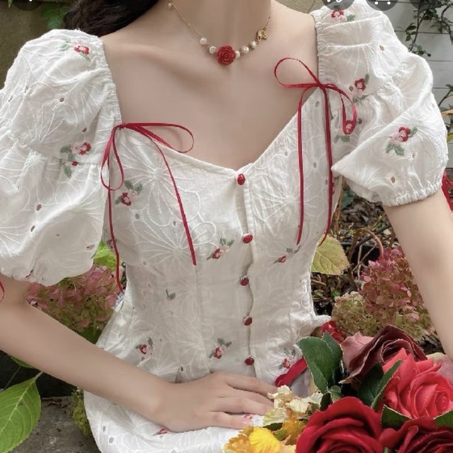 No 787 パフスリーブ フロントスリット 小花柄刺繍 ワンピース フェミニン 韓国のプチプラレディース 子供服ショップ Sourire