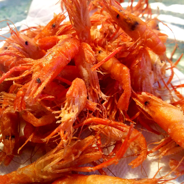 魚友商店 漁師から産地直送 琵琶湖産 天然手長えび ｓサイズ600g 鮮魚とれたて冷凍 唐揚げ 天ぷらに最適 産直琵琶湖