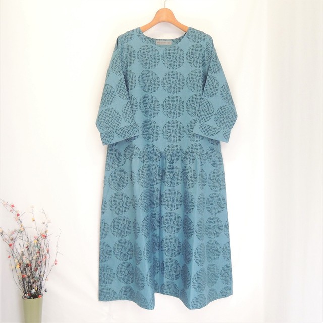 Petitemaman ローウエスト切替えギャザーワンピース 北欧柄 ドット 丸 サークル ネイビー ブルー ナチュラル ぷちままん Petitemaman