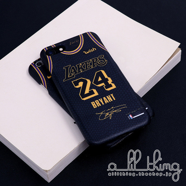 Nba ロサンゼルス レイカーズ 17 18シーズン ユニフォーム シティーエディション 黒マンバー コービーブライアント サイン入り Iphonex Iphone8 ケース Alilthing