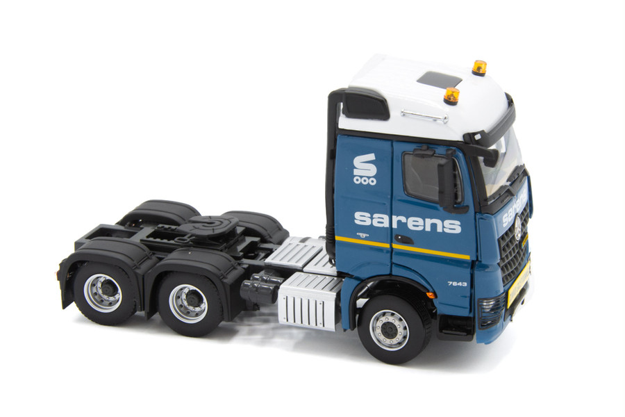 IMC 1/50 MERCEDES-BENZ AROCS6×4 / NOOTEBOOM 7軸セミロー