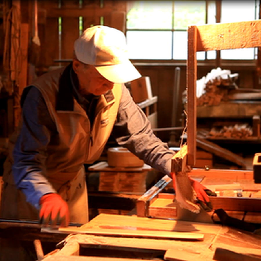 お茶所・静岡川根に残る前田工房は日本に残るたった５軒の茶箱工房