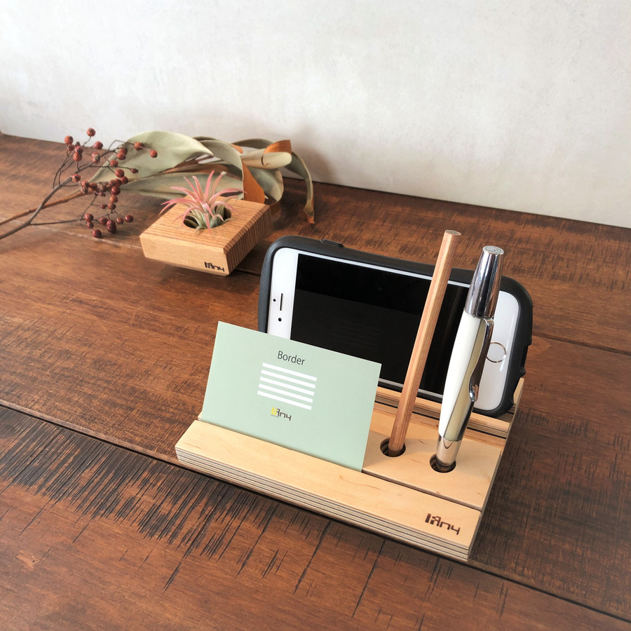スマホ用の溝を後ろにした時