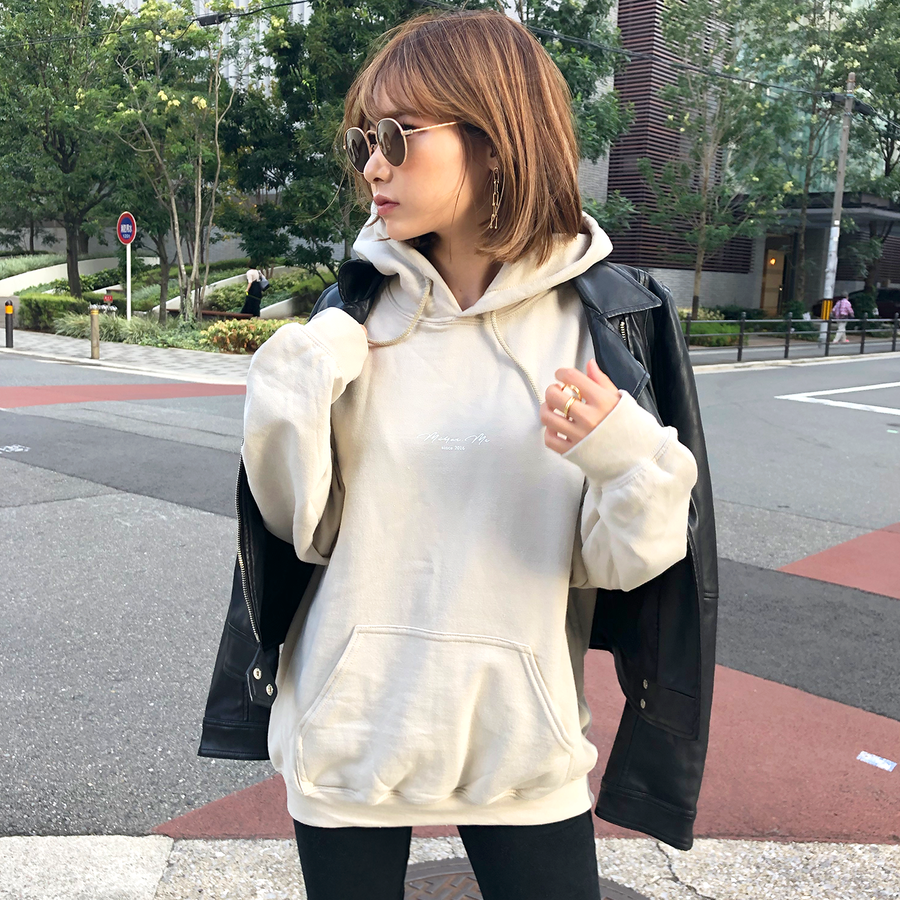 サンドベージュ