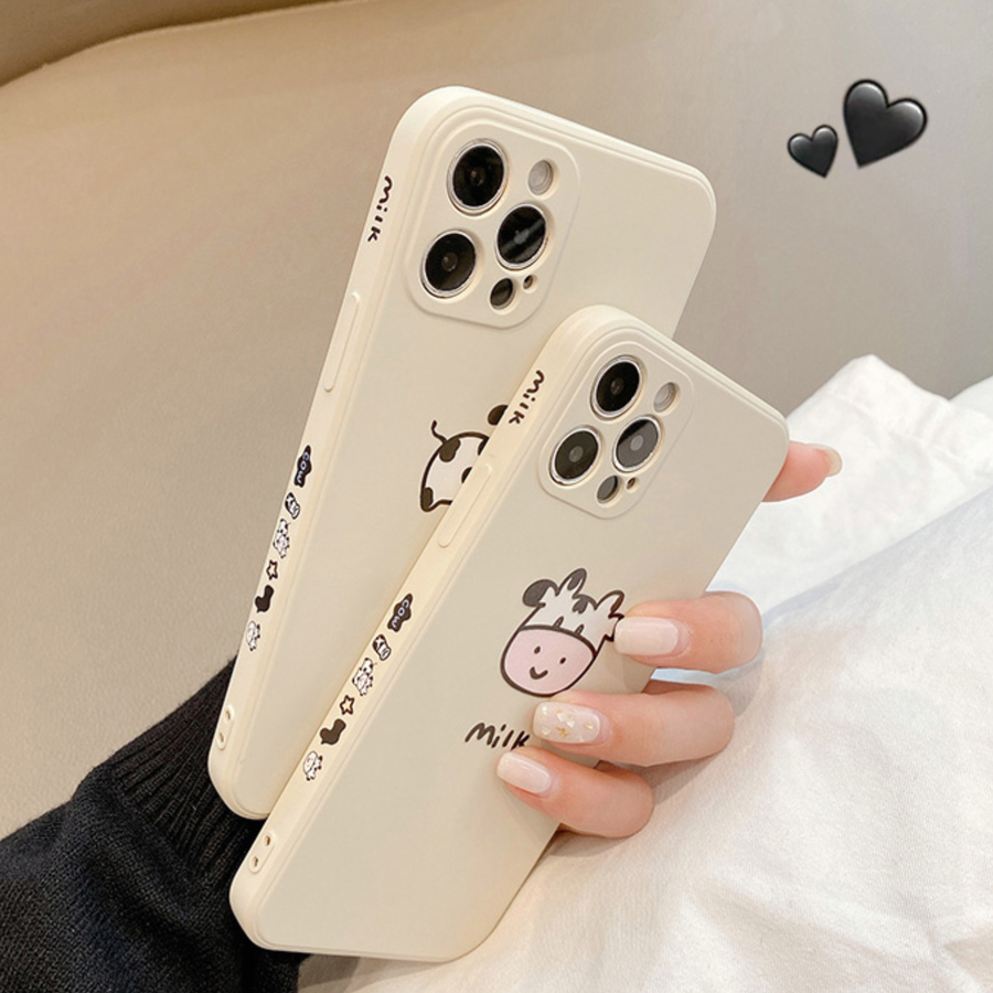 サイド部分もデザインされたかわいいケース♡