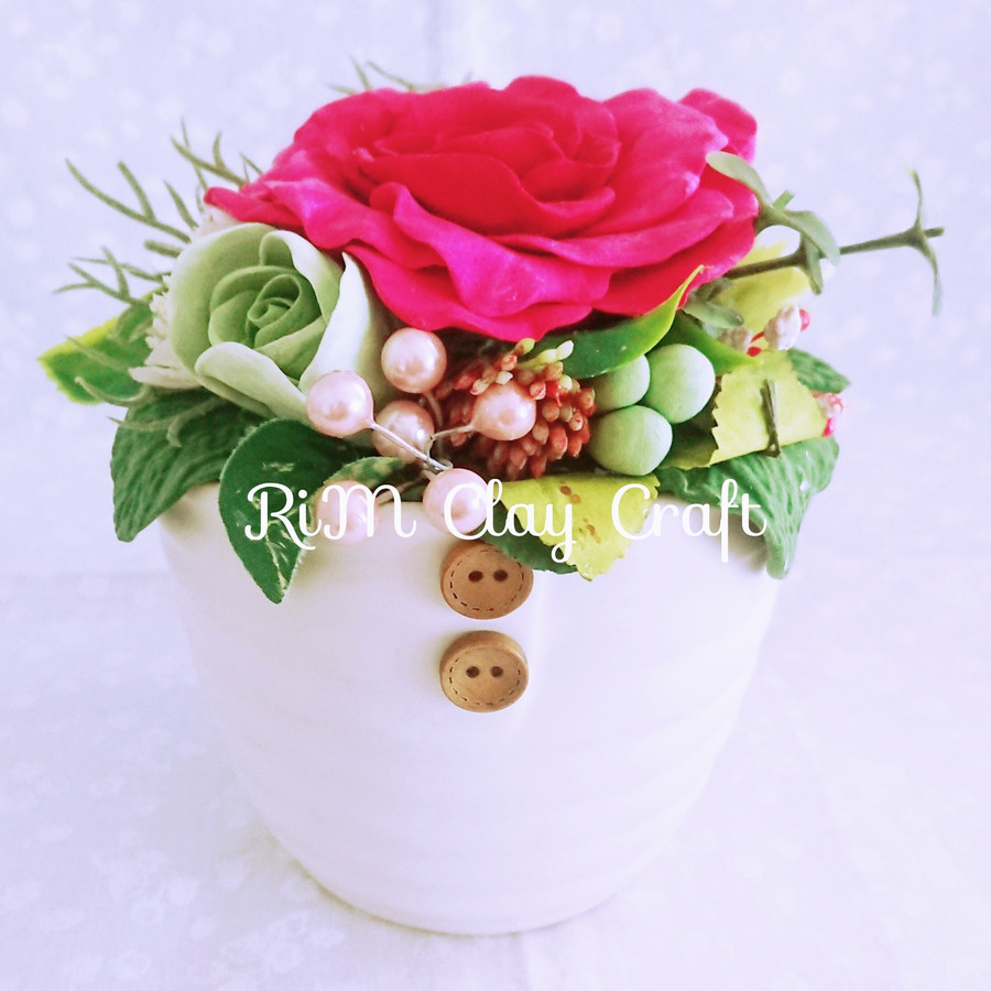 ころんと可愛いボタンの器